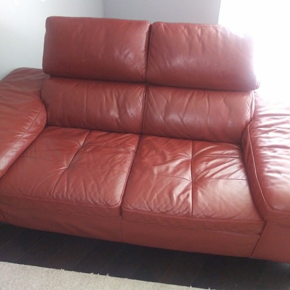 Furniture - Picture 3 of 7